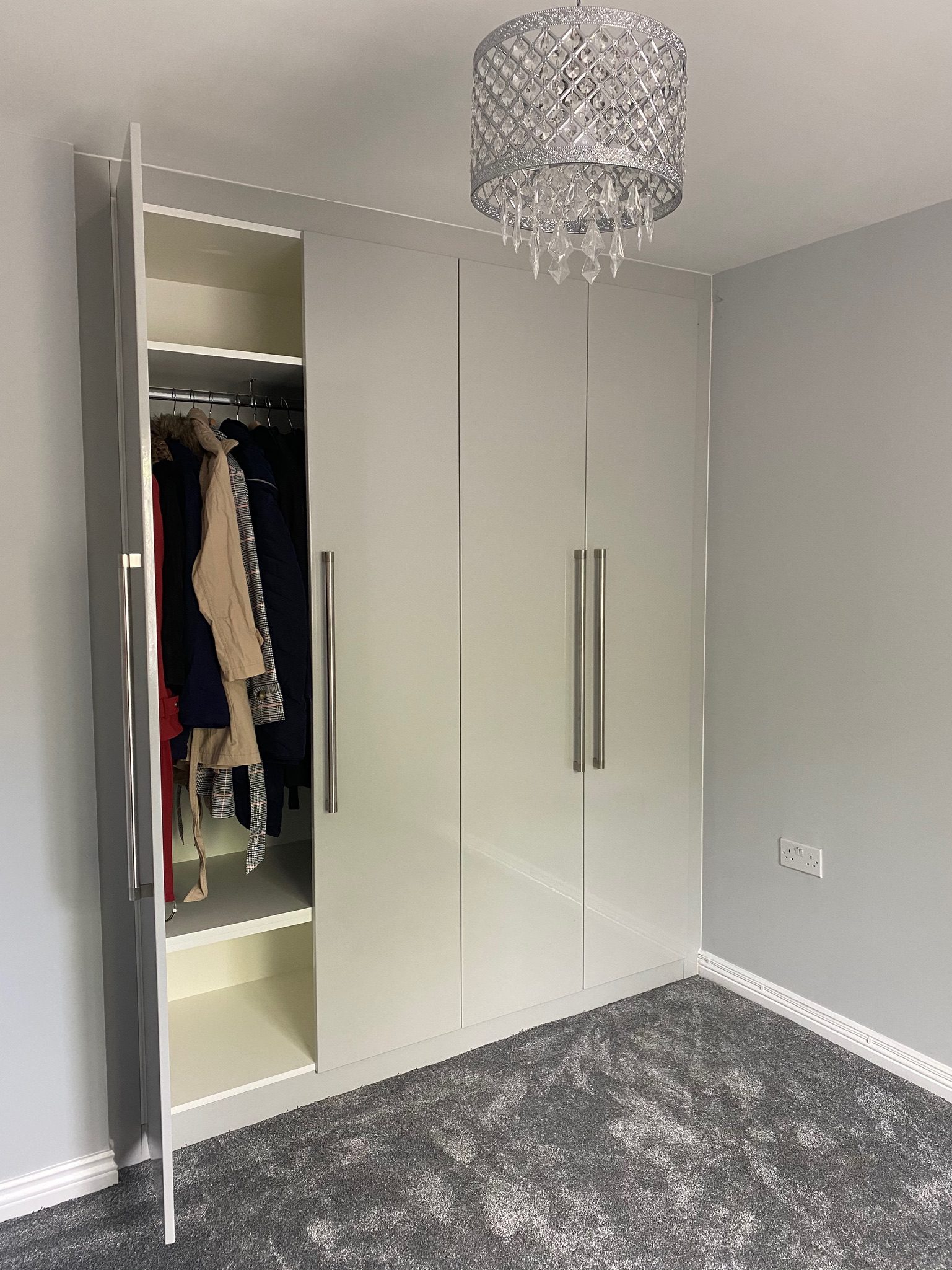 Custom Inbuilt Wardrobe Solutions | Stylish & Space-Saving Designs 1 Inbuilt Wardrobe